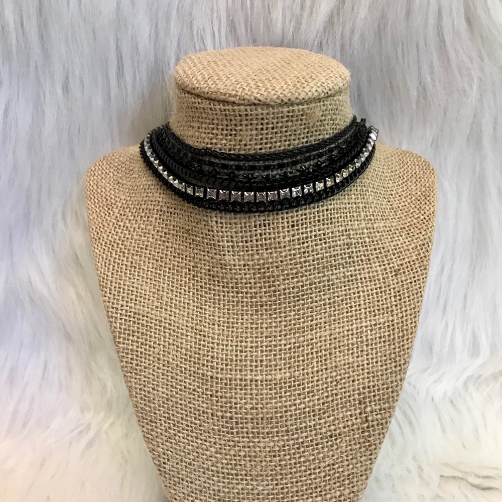** SOLD** 2 Piece Zara Choker Set - Picture 3 of 5